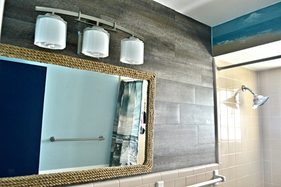 DIY Small Bathroom Makeover Under $200 | DIY Home Improvements | Bathroom Makeover | Tiny Bathroom Ideas | Inexpensive DIY tutorials | theMRSingLink