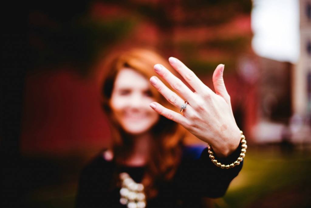 Reasons Why He Hasn't Proposed [The Honest Truth!] | Reasons why he's avoiding a proposal | #proposal #engagement #loveadivce #relationships | He still hasn't proposed - here are 9 reasons he may not yet be giving you a ring | theMRSingLink