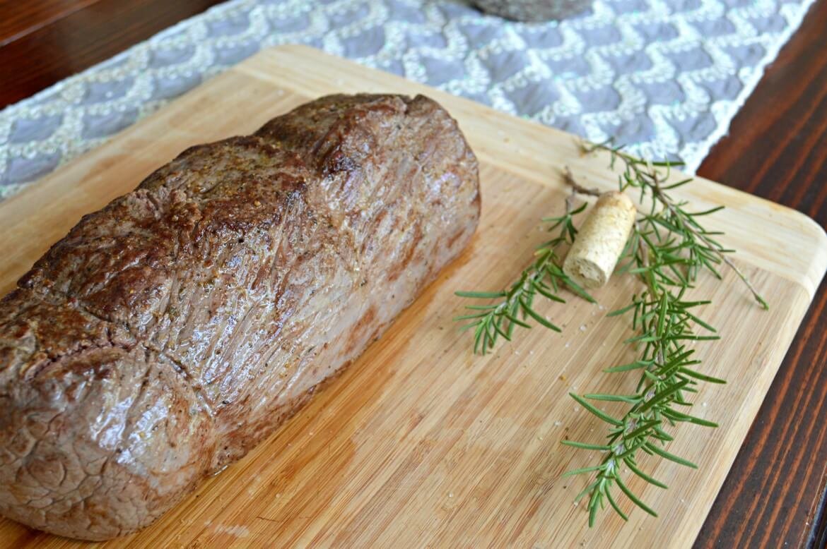 Simplified Beef Wellington In A Pinch [An Unconventional Approach] | The easiest beef wellington recipe any beginner can make | Sophisticated Holiday recipes that are easier to do than you think | Beef Wellington recipe for beginners (or dummies) | Beef tenderloin recipe | Elaborate dinner recipes for that party or gathering | #beefwellington #holidayrecipes #beefrecipes #beginnerrecipes | theMRSingLink