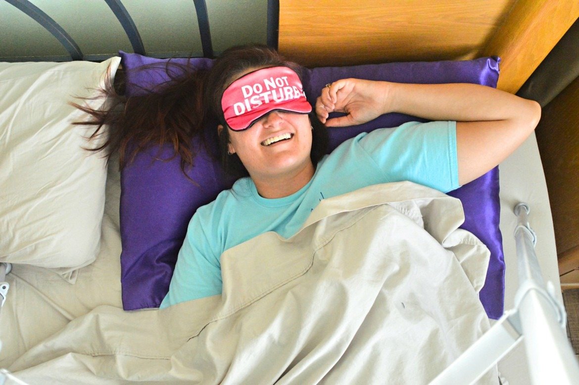 5 Tips To Combat Menstrual Insomnia [Yes, it's a thing!] | Tips for surviving the menstrual cycle struggles | Self care advice for the women on her period | How your period may be the cause for your sleep disturbance | #selfcare #menstrualcycle #selfcaretips | theMRSingLink