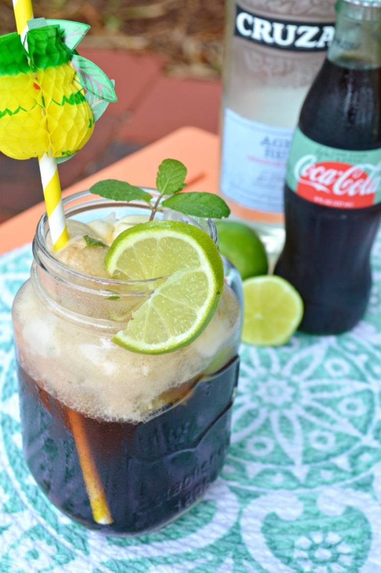 [A Match Made In Heaven] Key Lime Coke Float Mojitos | At-home date night recipes for couples | Spice up your relationship with recipes any couple can make together | A fresh and creamy twist on mojitos and rum and Coke | Cocktail recipes featuring rum | #datenight #recipes #cocktails | theMRSingLink