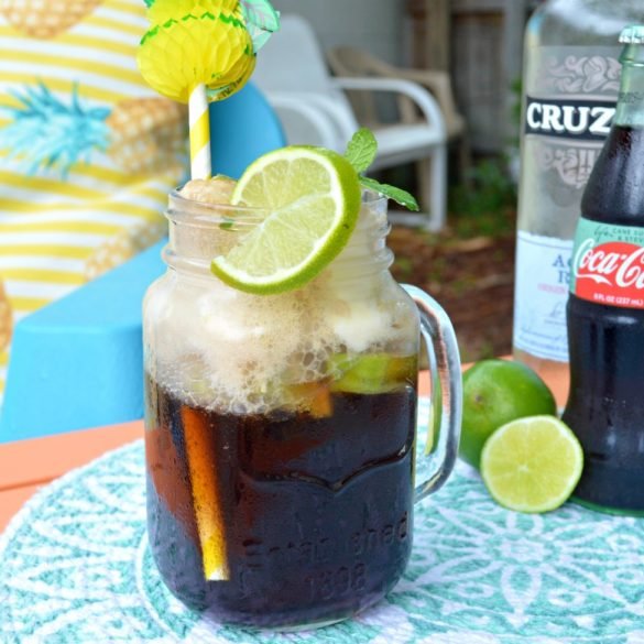 [A Match Made In Heaven] Key Lime Coke Float Mojitos | At-home date night recipes for couples | Spice up your relationship with recipes any couple can make together | A fresh and creamy twist on mojitos and rum and Coke | Cocktail recipes featuring rum | #datenight #recipes #cocktails | theMRSingLink