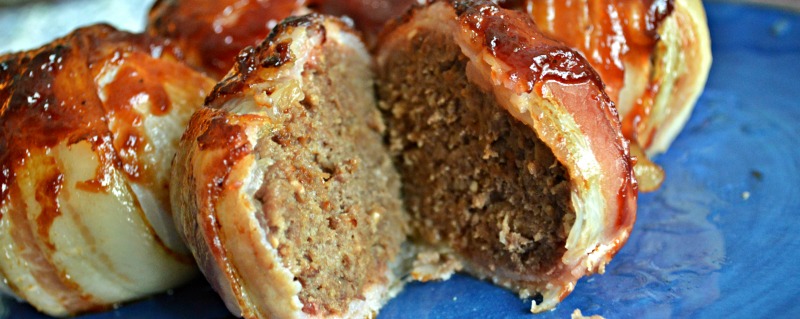 Stuffed Onion Bacon Meatloaf Balls | Meatloaf Recipes | Game Day Party Recipes | https://themrsinglink.com | theMRSingLink
