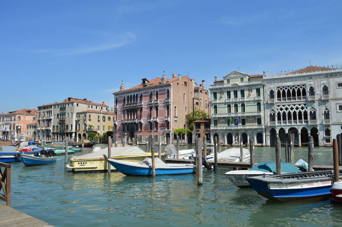 10 Day Itinerary To Italy | How To Spend 3 Low Key Days In Venice | Ca' Bonvicini | Venice Itinerary | Travel to Italy | Travel Tips | European Travel Guide | #travel #italy #venice #travelitinerary #europeantravel | theMRSingLink