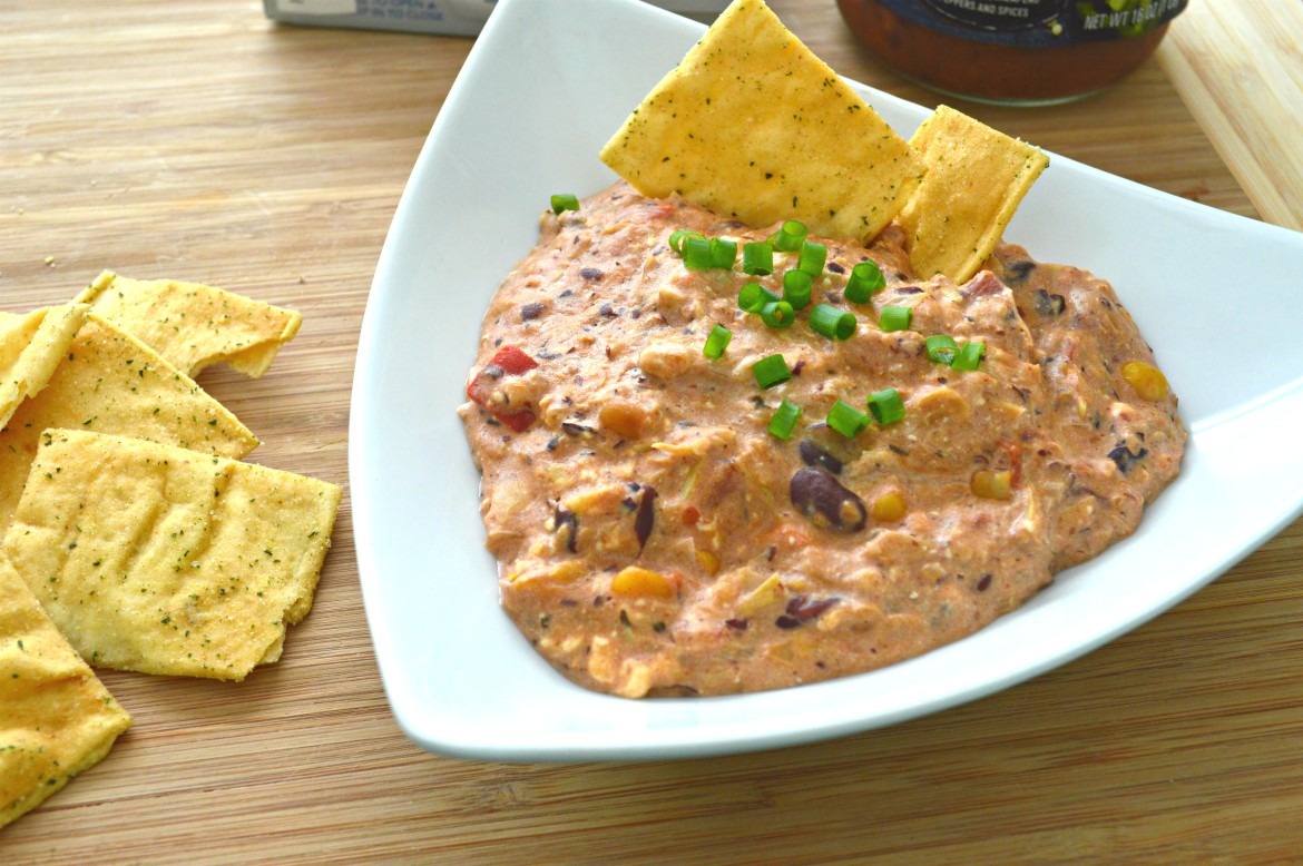 4 Ingredient Cream Cheese And Black Bean Dip [In Under 4 Minutes!] | Quick and easy lunch recipes in minutes | The best dips with the fewest ingredients | Best dips for any party or gathering | Shop at #aldi for the best ingredients to make simple recipes | Easy lunch recipes | #recipes #diprecipes #partyrecipes | Black bean dips | Recipes with cream cheese and artichokes | theMRSingLink