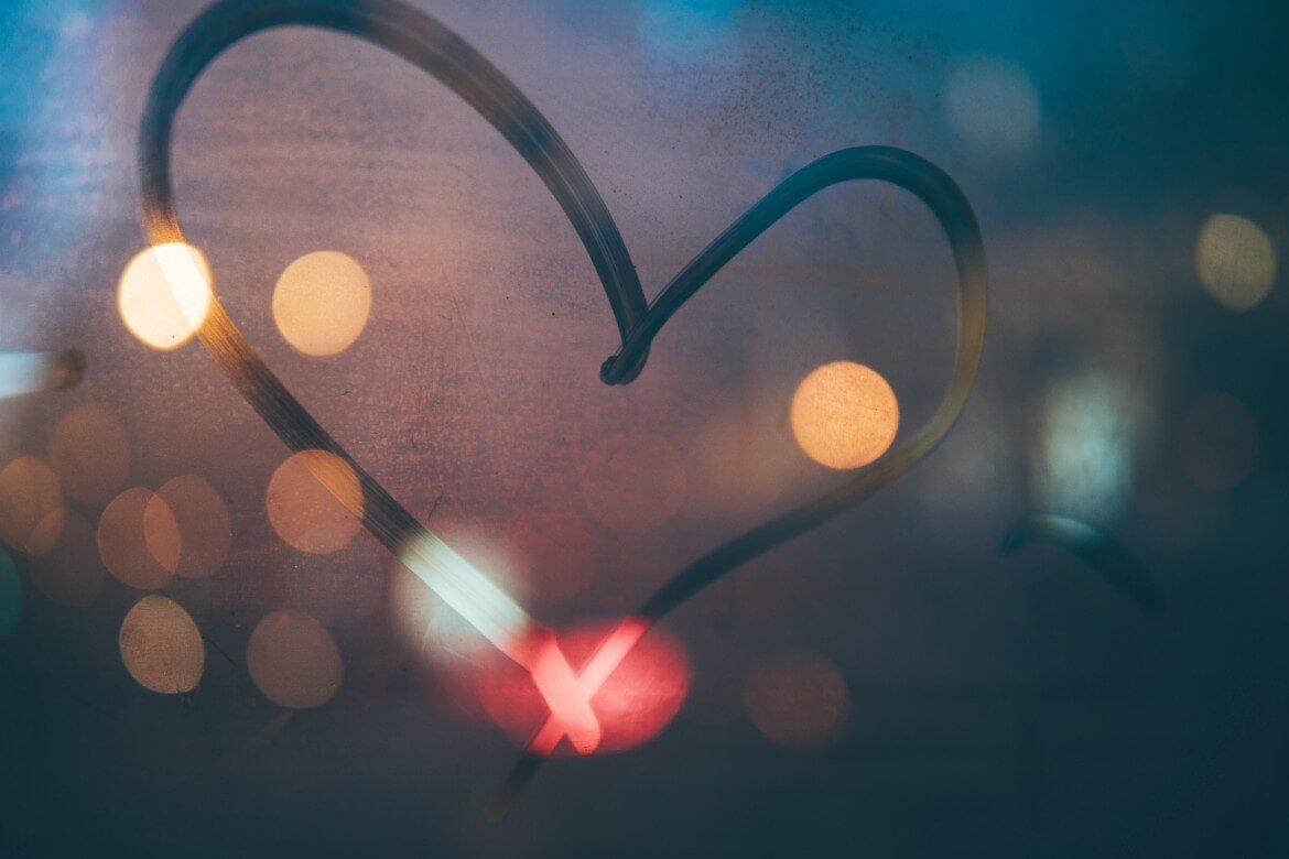 4 Ways To Be Transparent With Your Spouse