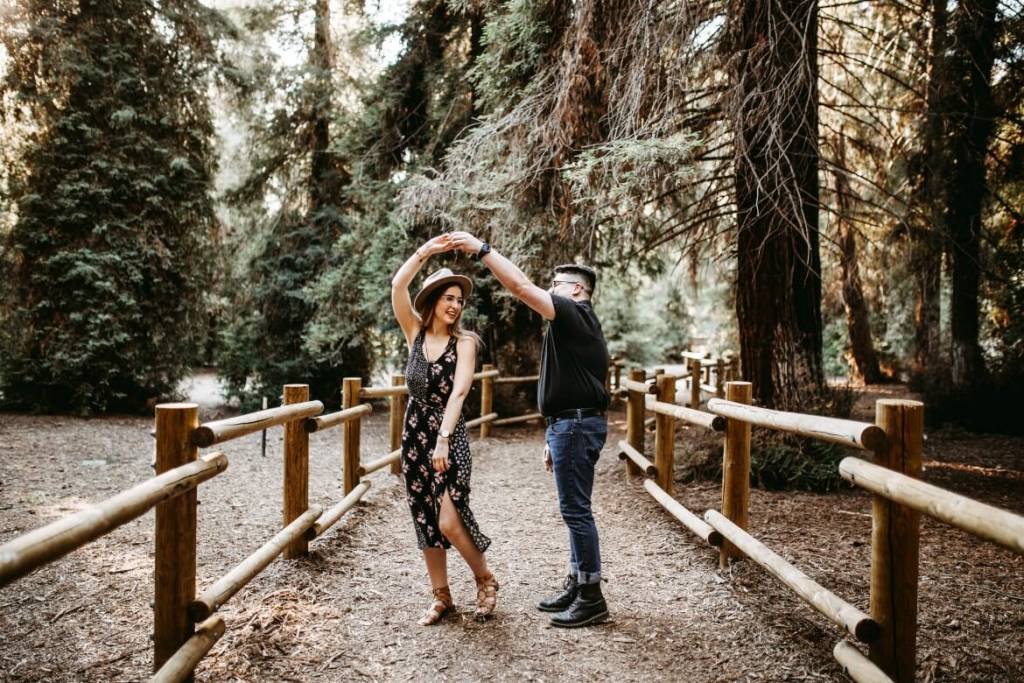 Fall In Love With Your Spouse Again [Ways To Recreate Your First Date] | Ways to recreate your first date as a married couple | Keep the spark alive by reliving your first date | #married #spouse #firstdate | Bring back the romance, and fall in love with your spouse over and over again by recreating your first date - even when you're married | theMRSingLink