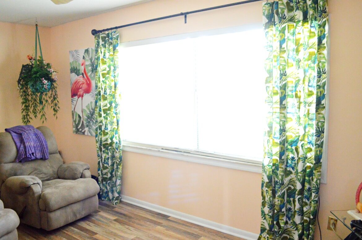 How To Make Window Curtains Under $100 [+ No-Sew Option!] | DIY home decor ideas | Decorating the home on a budget | No-sew home projects | Inexpensive DIY window draperies | Tommy Bahama home decor ideas | #DIY #beachhouse #coastal #homedecor | theMRSingLink