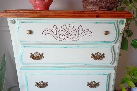 Key lime beach house dresser makeover DIY